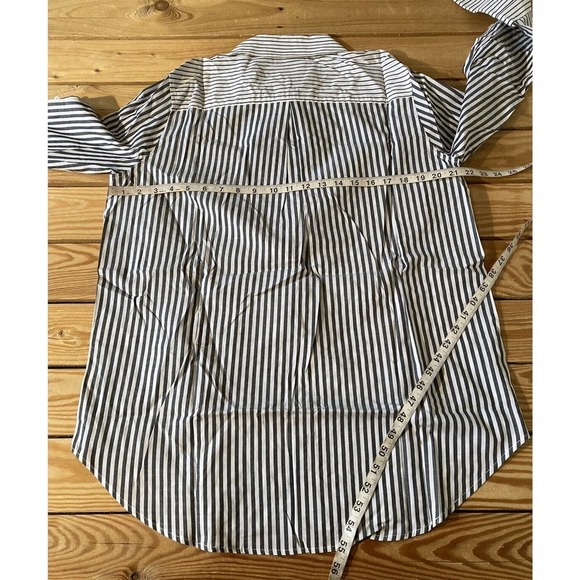 NWT Attitudes by Renee Parisian Striped Button Down Shirt Size 14 Black White - Picture 6 of 8